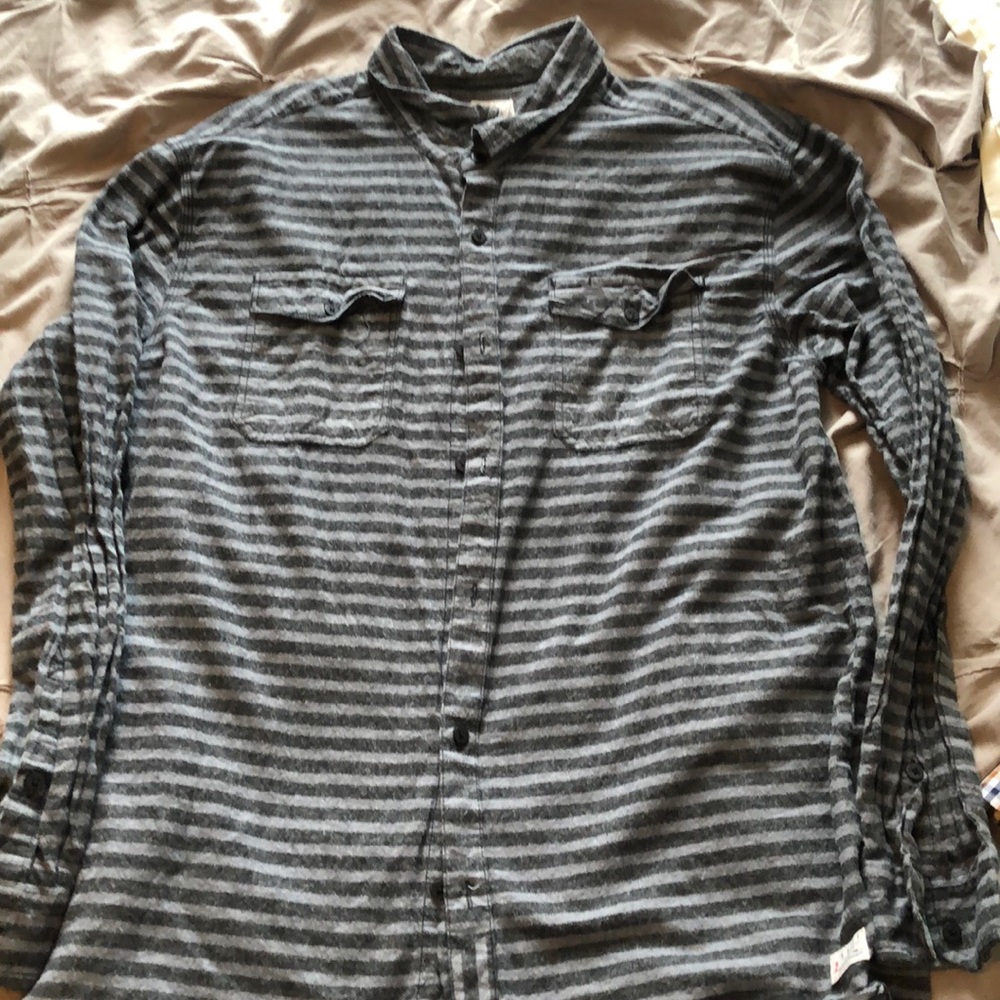 Split button down